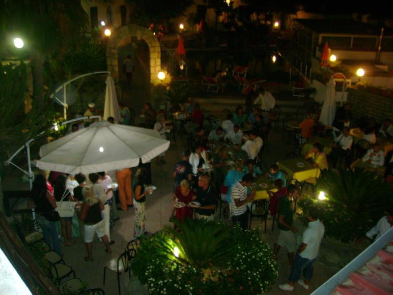 Albergo Villa Hibiscus Forio di Ischia Extérieur photo