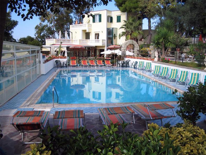 Albergo Villa Hibiscus Forio di Ischia Extérieur photo